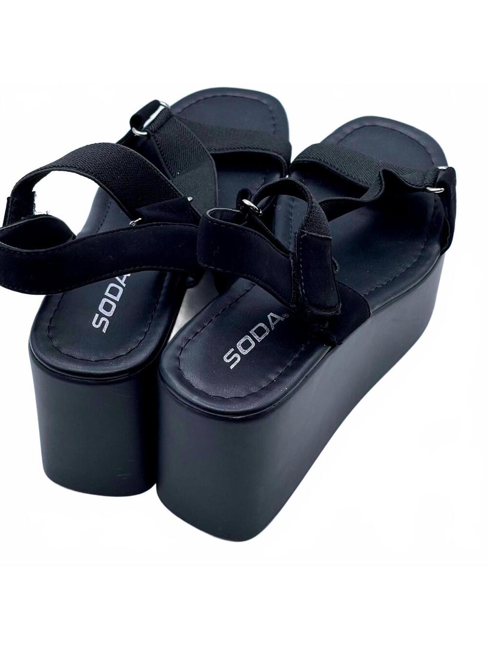 SODA Black Platform Sandals with Adjustable Straps 3" Size 8.5 NWOT